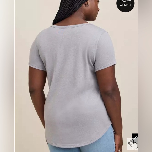 Torrid Girlfriend Signature Jersey V Neck Tee in Heather Gray Size 2 NWT - Picture 2 of 5